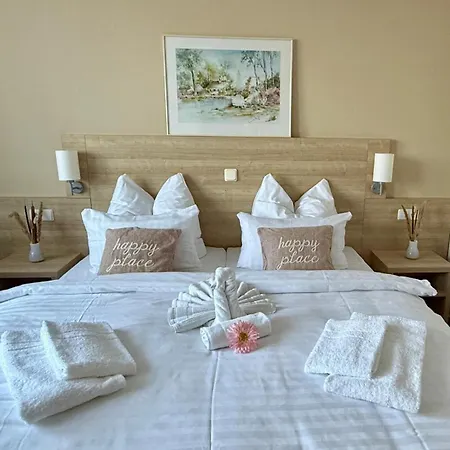 Kaiserhof Feldberg By Belvilla Feldberger Seenlandschaft